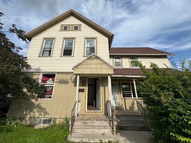 921 S 16th St, Unit 919 upper