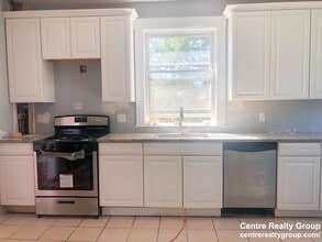 4843 Washington St, Unit #1 in Boston, MA - Foto de edificio - Building Photo