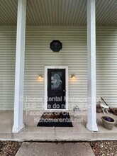 211 Barr Rd in Grain Valley, MO - Building Photo - Building Photo