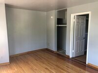 130 W Tabor Rd, Unit 3rd Fl photo'