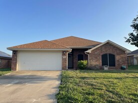 4204 Tropicana Dr in Killeen, TX - Building Photo