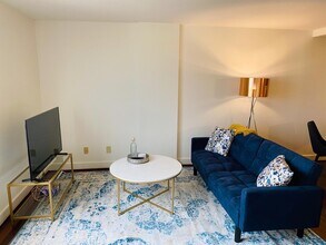 600 E 8th St-Unit -1 in Kansas City, MO - Foto de edificio - Building Photo