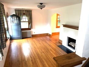 6003 Cambridge Ave in Cincinnati, OH - Building Photo - Building Photo