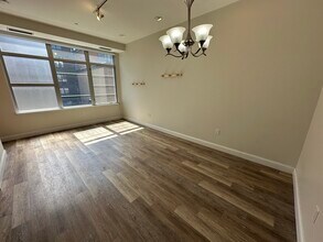 211 E Berkeley St in Boston, MA - Building Photo - Building Photo