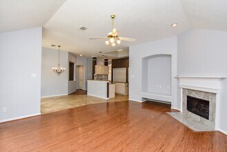 1638 Almond Brook Ln in Houston, TX - Building Photo - Building Photo