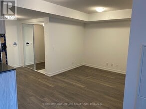 60-760 Shuter St in Toronto, ON - Building Photo - Building Photo