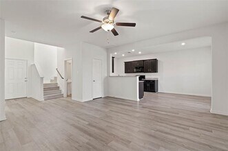 3004 Cliffview Dr in Sanger, TX - Building Photo - Building Photo