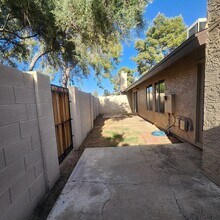 17818 N 45th Ave in Glendale, AZ - Building Photo - Building Photo