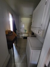 2135 W 30th St in Cleveland, OH - Foto de edificio - Building Photo