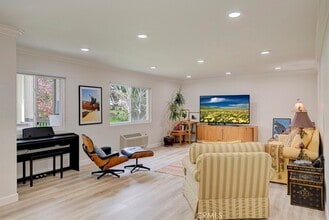 5500 Paseo Del Lago W, Unit 2F in Laguna Woods, CA - Foto de edificio - Building Photo