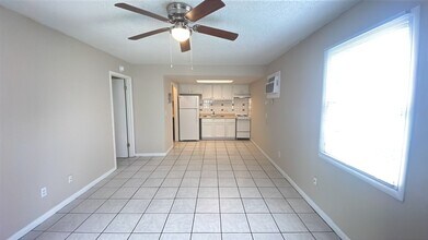 5111 Curry Ford Rd in Orlando, FL - Building Photo - Building Photo