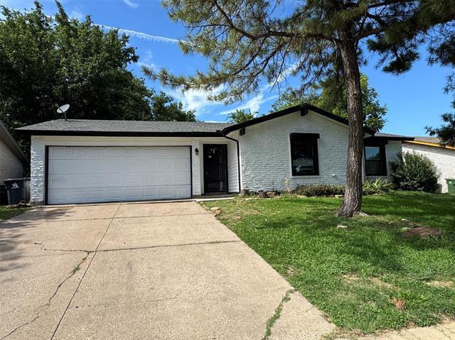 property at 1613 E Timberview Ln