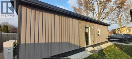 9694 Avery Ln in Windsor, ON - Building Photo - Building Photo