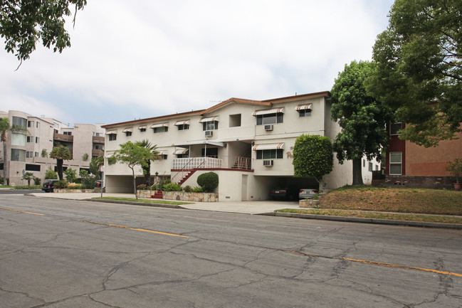 300 Bethany Rd in Burbank, CA - Building Photo - Building Photo