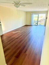 Riviera Apartments in Redondo Beach, CA - Building Photo - Interior Photo
