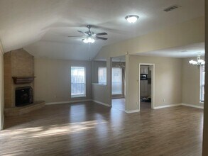 15231 Cabots Landing Dr in Houston, TX - Building Photo - Building Photo