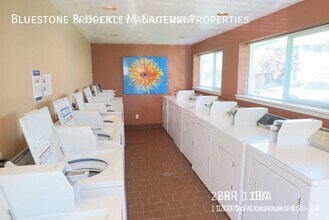 11200 SW Greenburg Rd, Unit 44 in Portland, OR - Building Photo - Building Photo