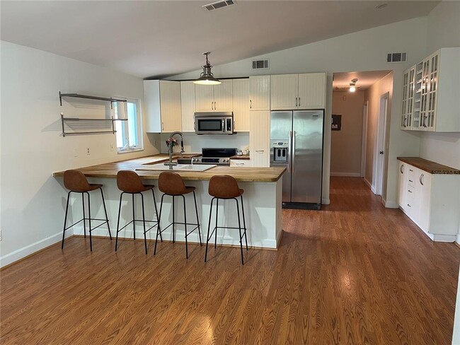 406 Belmont St in Safety Harbor, FL - Building Photo - Building Photo