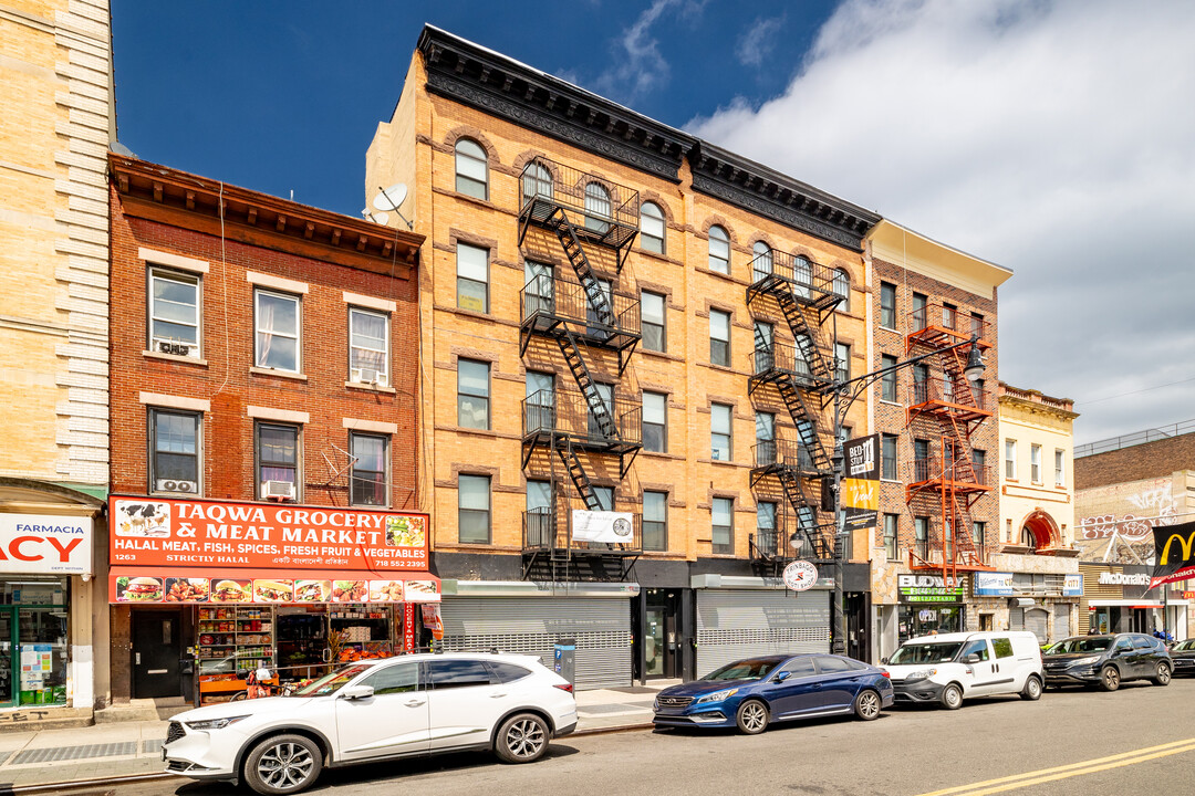 1265 Fulton St in Brooklyn, NY - Building Photo