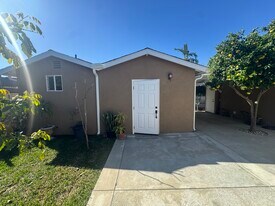 4102 Bresee Ave, Unit 1 in Baldwin Park, CA - Building Photo