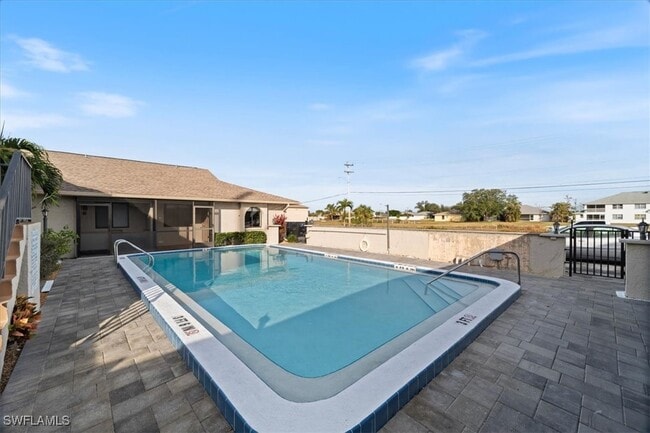 property at 610 SW 47th Terrace