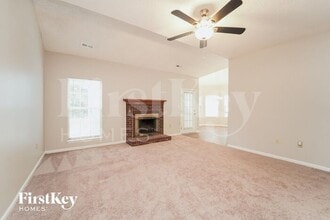 5206 Cressingham Ct in Charlotte, NC - Building Photo - Building Photo