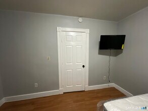 26 Summer St in Waterbury, CT - Building Photo - Building Photo