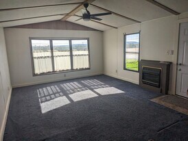 451 Peters Rd in Gansevoort, NY - Building Photo