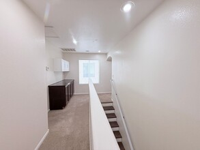 7861 Juniper Forest St in Las Vegas, NV - Building Photo - Building Photo