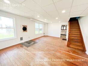 151 S Grant St in Manheim, PA - Building Photo - Building Photo