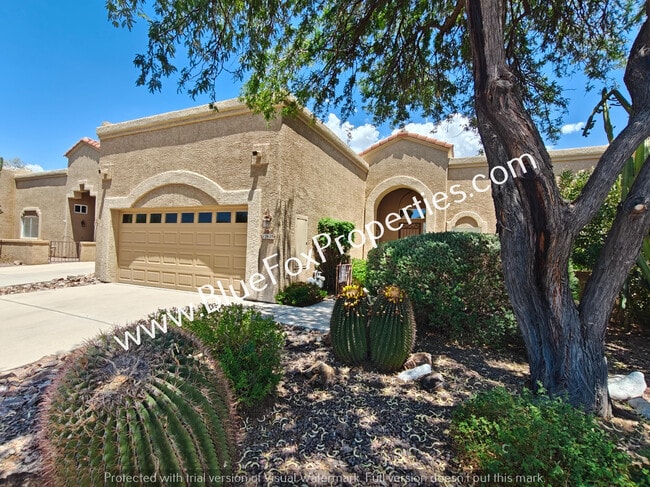 12628 N Running Coyote Dr in Oro Valley, AZ - Building Photo - Building Photo