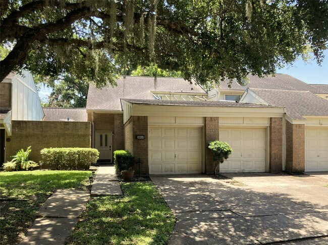 property at 1830 Veranda Dr
