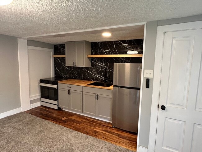 24048 Trailhead Dr, Unit 3
