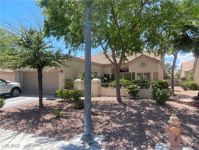 property at 2465 Palmridge Dr