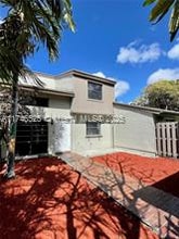 10588 SW 112th Ave in Miami, FL - Foto de edificio - Building Photo