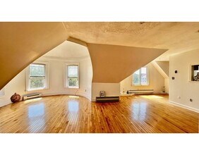 92 Elm Ave-Unit -3 in Quincy, MA - Building Photo - Building Photo
