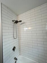 2007 Darrow Ave, Unit 2nd Floor in Evanston, IL - Building Photo - Building Photo