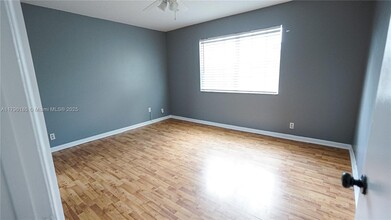 465 SW 86th Ave in Pembroke Pines, FL - Building Photo - Building Photo