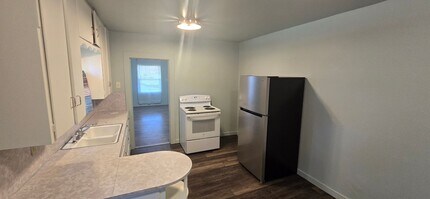 741 N St in Klamath Falls, OR - Building Photo - Building Photo