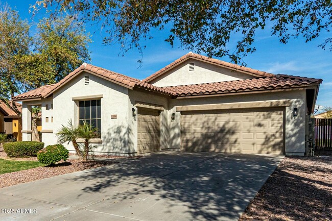 property at 1236 E Nightingale Ln