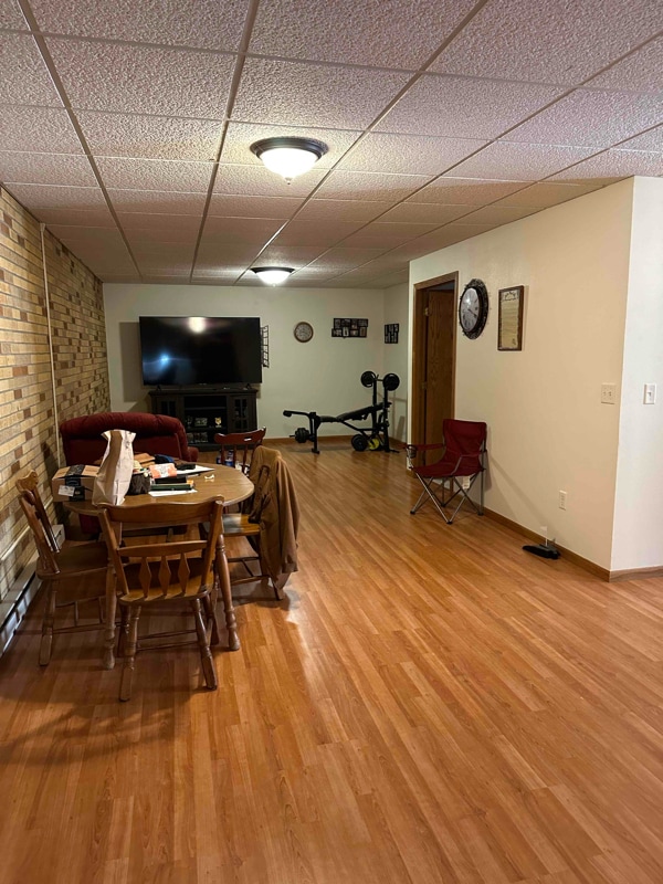 property at 320 Oak Ave N