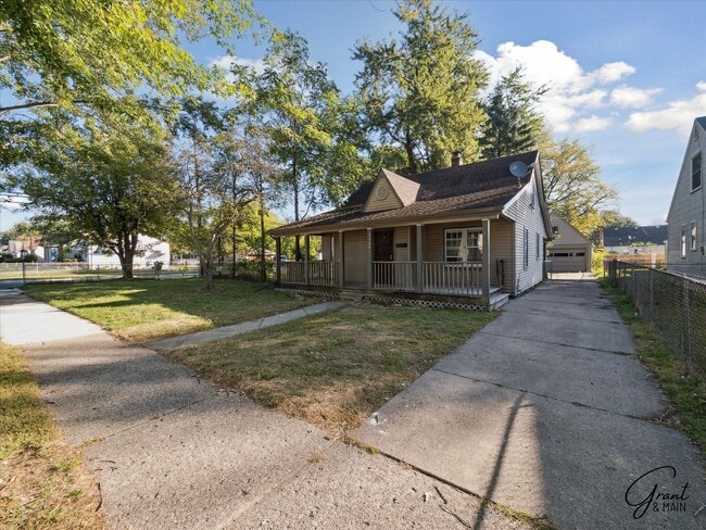 7344 Dacosta in Detroit, MI - Building Photo - Building Photo