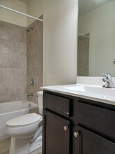 10630 NW 88th St, Unit 220 in Doral, FL - Building Photo - Building Photo