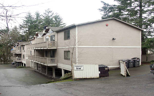 Cycling Arms Apartments in Redmond, WA - Building Photo - Building Photo