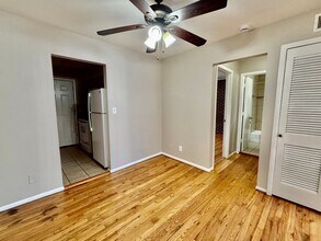 3330-3368-3368 Charlotte St in Kansas City, MO - Building Photo - Building Photo