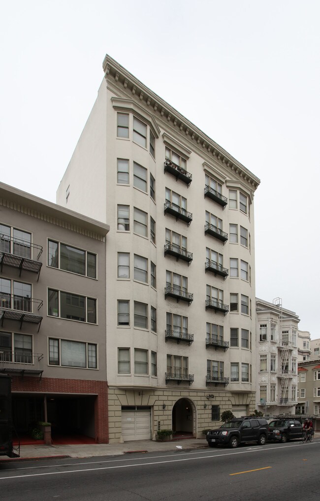 2655 Polk St in San Francisco, CA - Building Photo - Building Photo