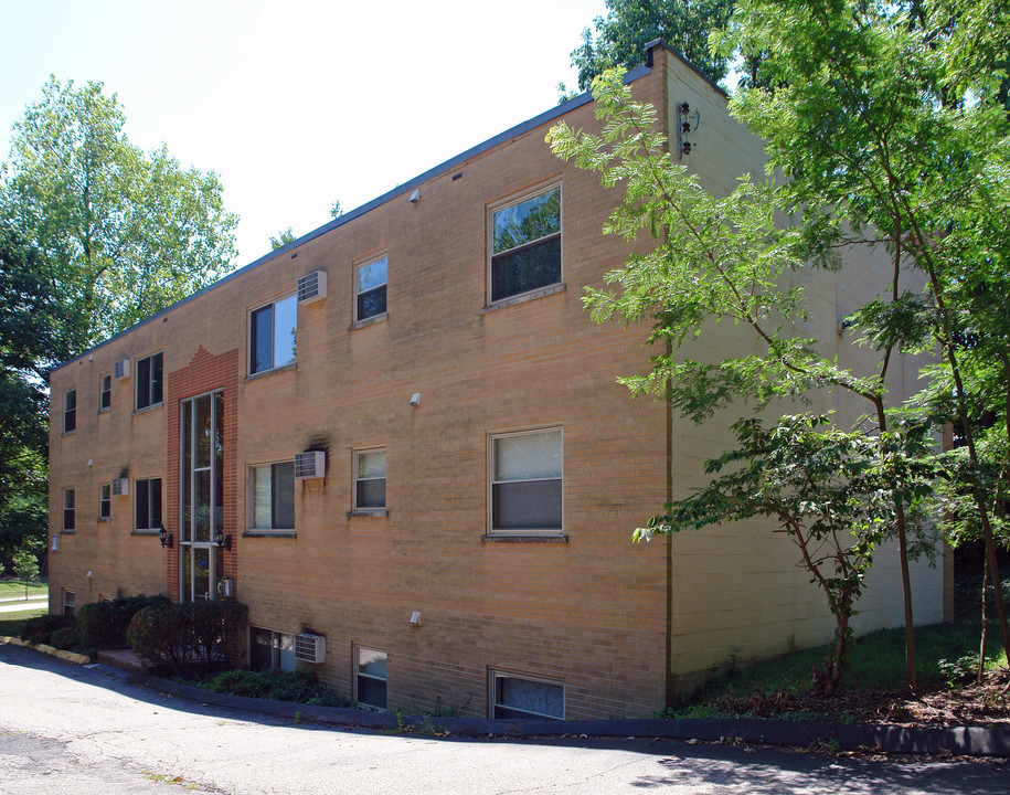 Juniper Ridge Apartments in Cincinnati, OH - Building Photo