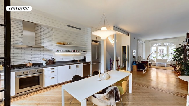 425 Hancock St