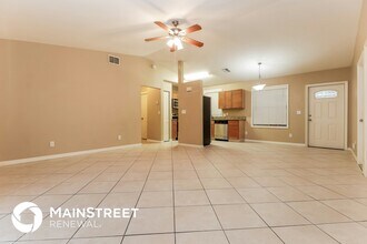 425 NW 4th St in Cape Coral, FL - Building Photo - Building Photo