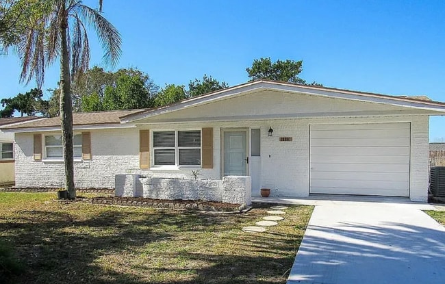 property at 10801 Kingsbridge Rd